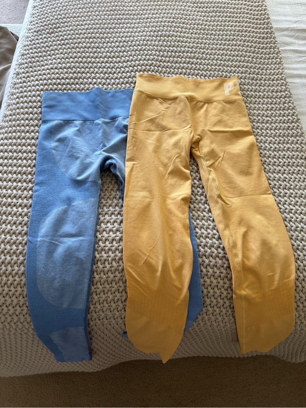 Set of 2 Seamless Leggings - Blue & Yellow